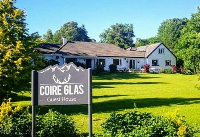 Coire Glas Guest House سبين بريدج المظهر الخارجي الصورة